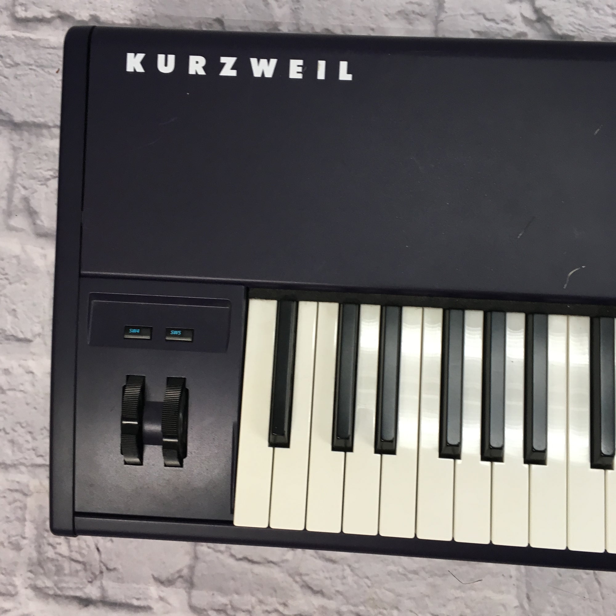 replacement screen for kurzweil pc2x