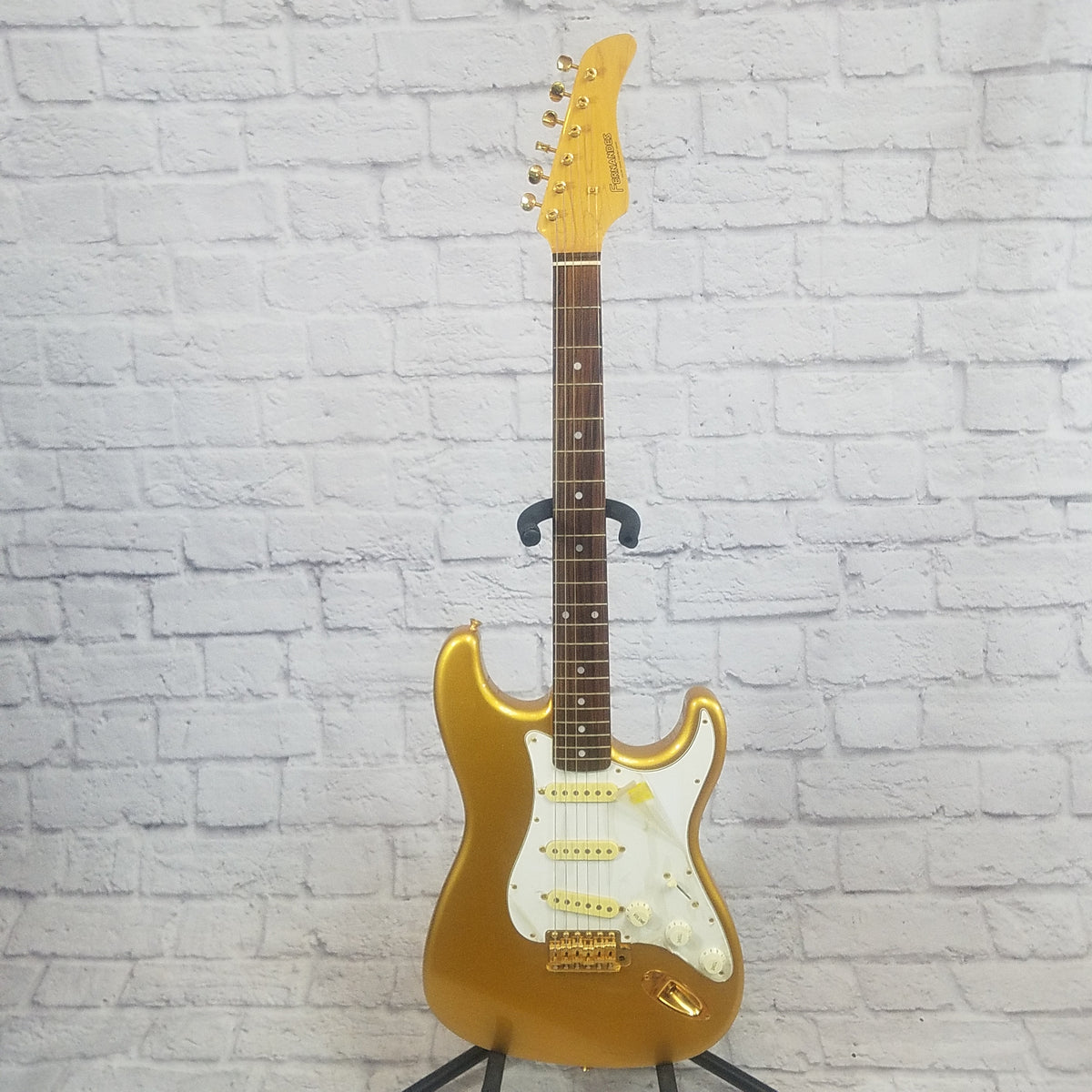 fernandes stratocaster serial number