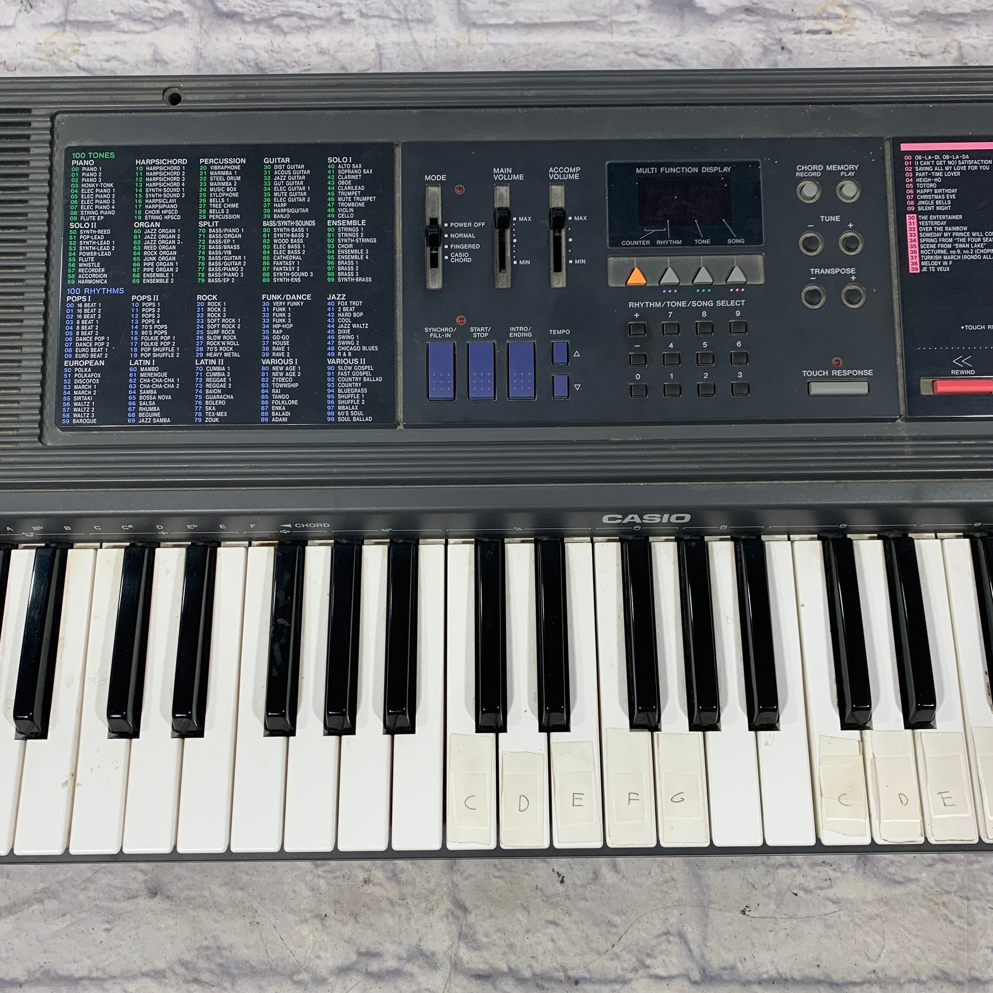 良品】CASIO カシオ 電子ピアノ 電子キーボード CTK-550-