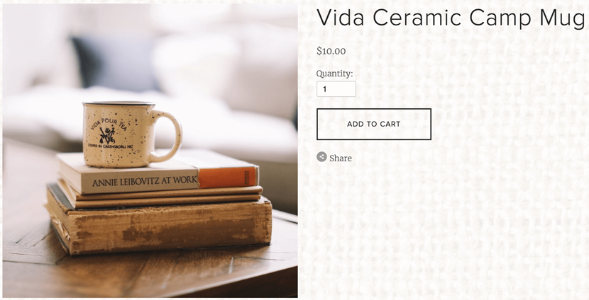 Vida pour tea contextual product background