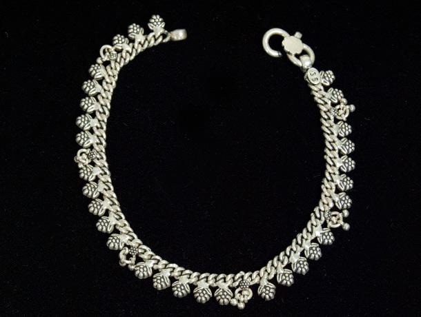 heavy silver anklets designs