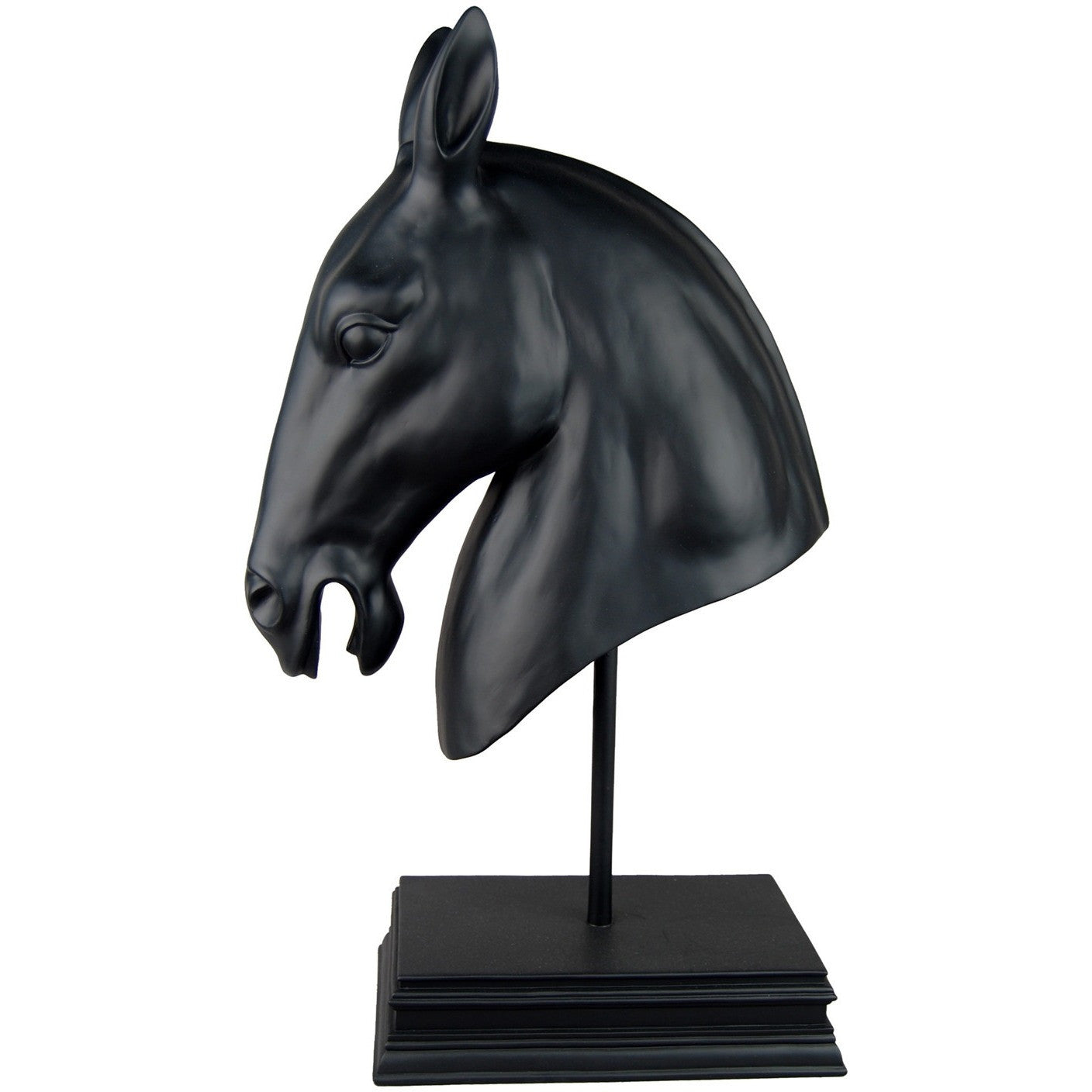 Маленькая скульптура лошадиной головы