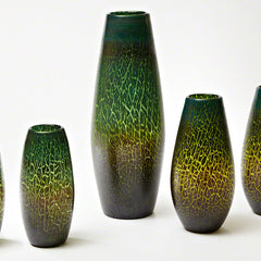 https://mena.globalviews.com/products/crackled-vase-emerald-8-81961?variant=37943304076