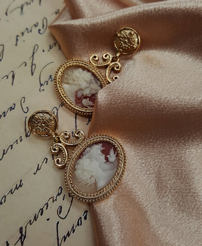 What Is A Cameo? – 1928 Jewelry