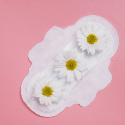 menstrual pad with flowers