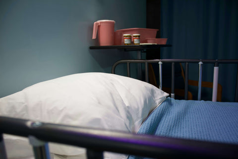 Hospice Bed Photo by Bret Kavanaugh on Unsplash