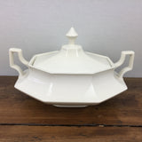 Johnson Bros Heritage Lidded Serving Dish