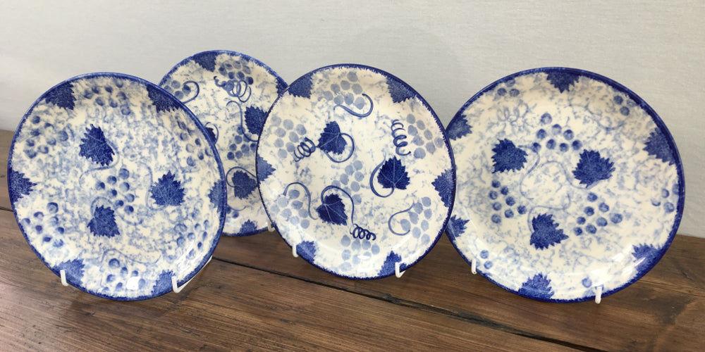 Poole Pottery Blaue Rebe