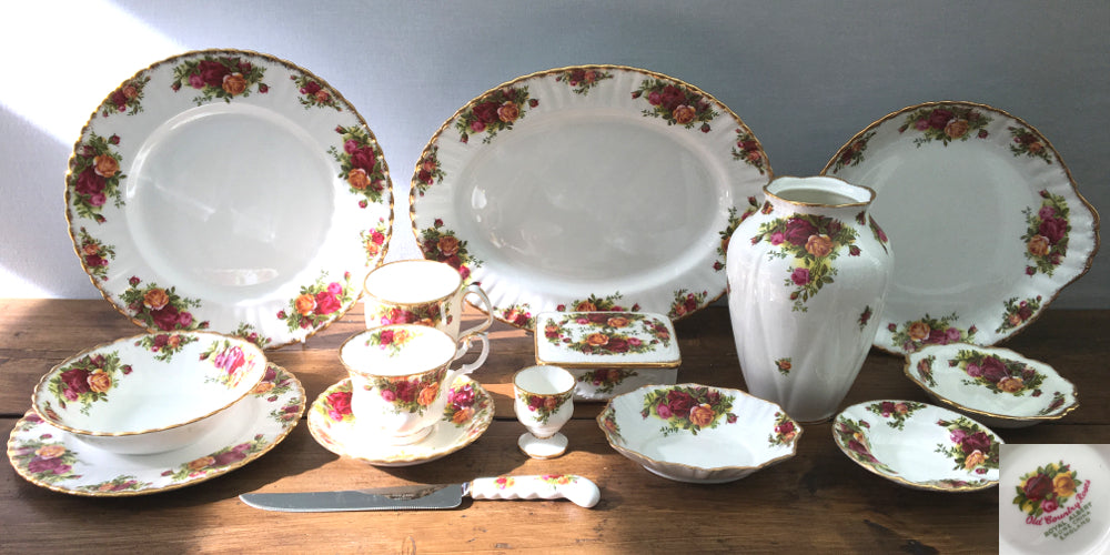 Royal Albert "Old Country Roses" (Backstamp With No Date)
