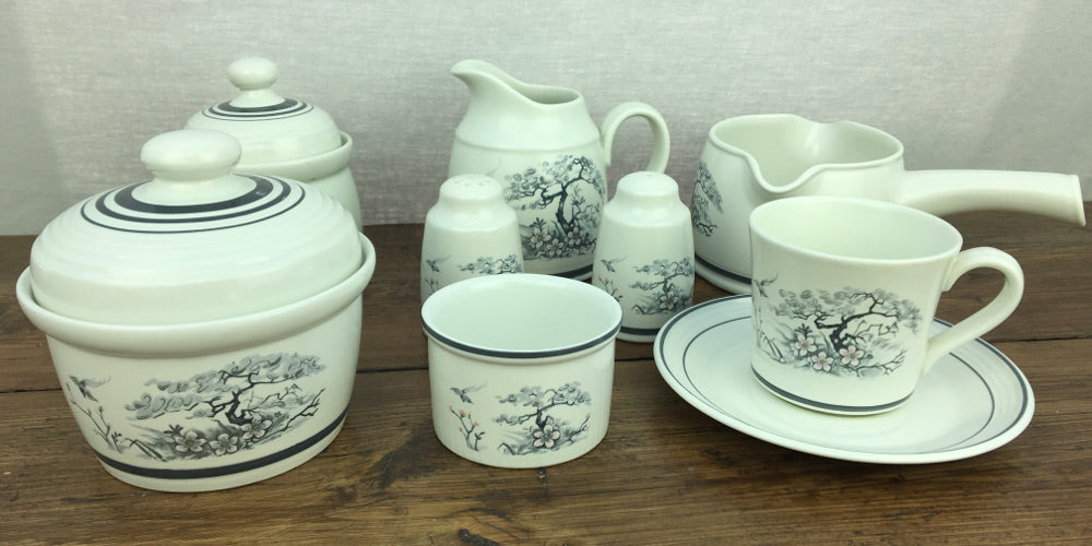 Royal Doulton Asiatique Aube LS1032