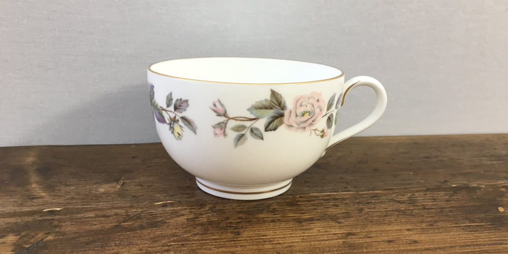 Royal Worcester Juni-Girlande