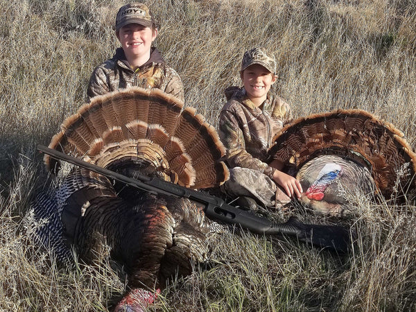 turkey hunting with Heads Up Decoy and hoyt
