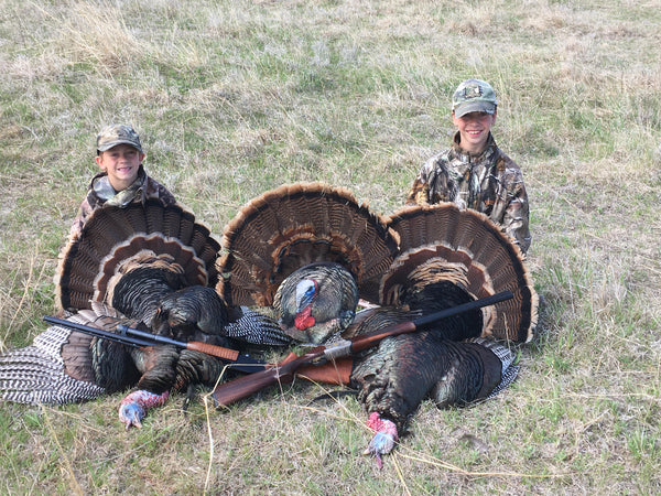 kansas youth turkey hunting, heads up turkey decoy
