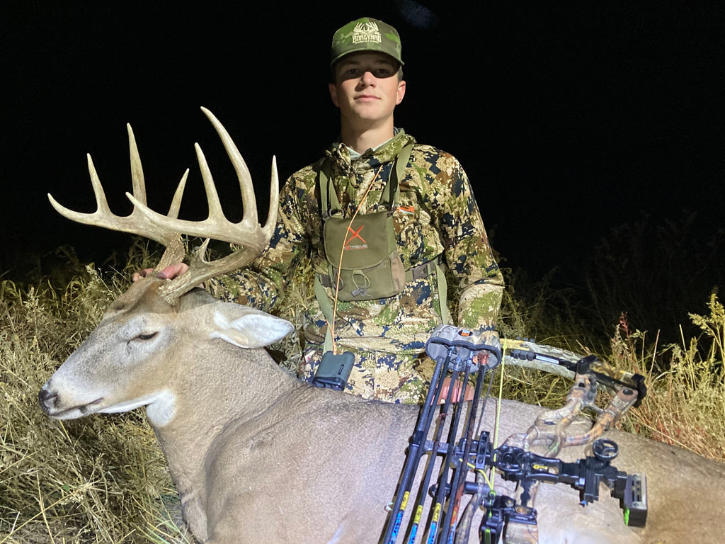 Kaleb Roe Whitetail Buck with Sitka gear and Hoyt bowhunting archery equipment