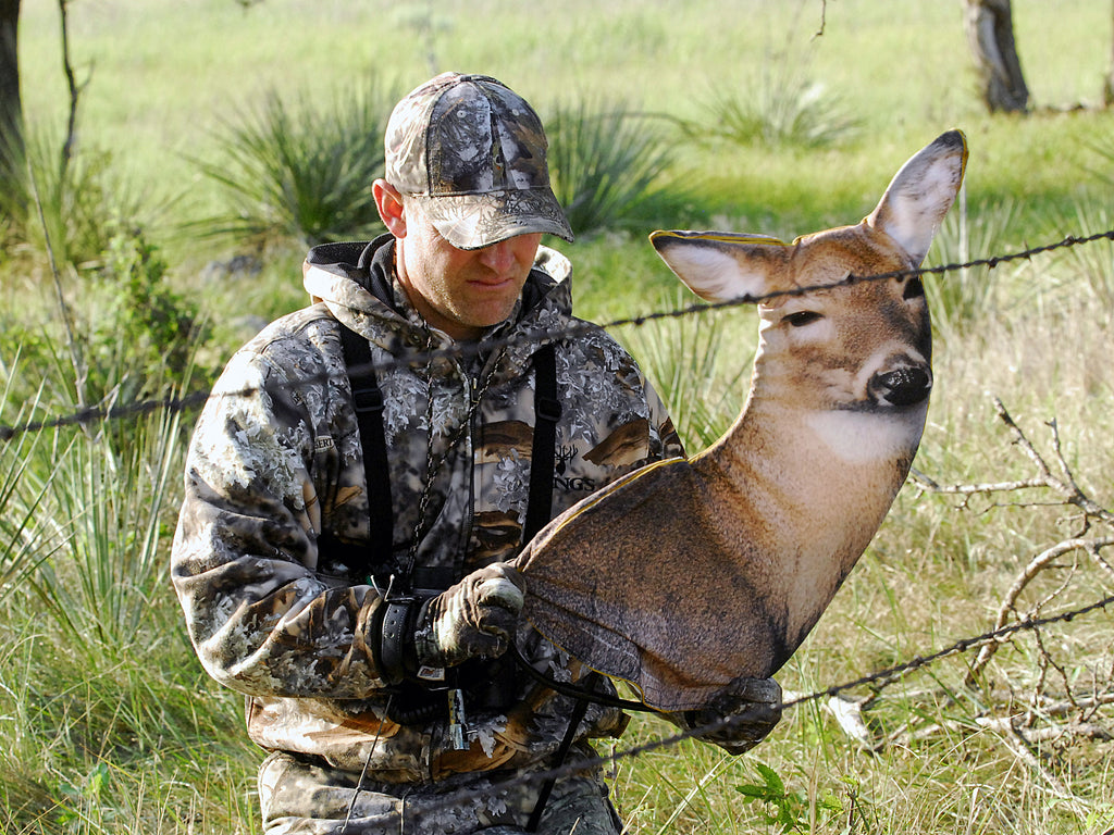 How to use a doe deer decoy