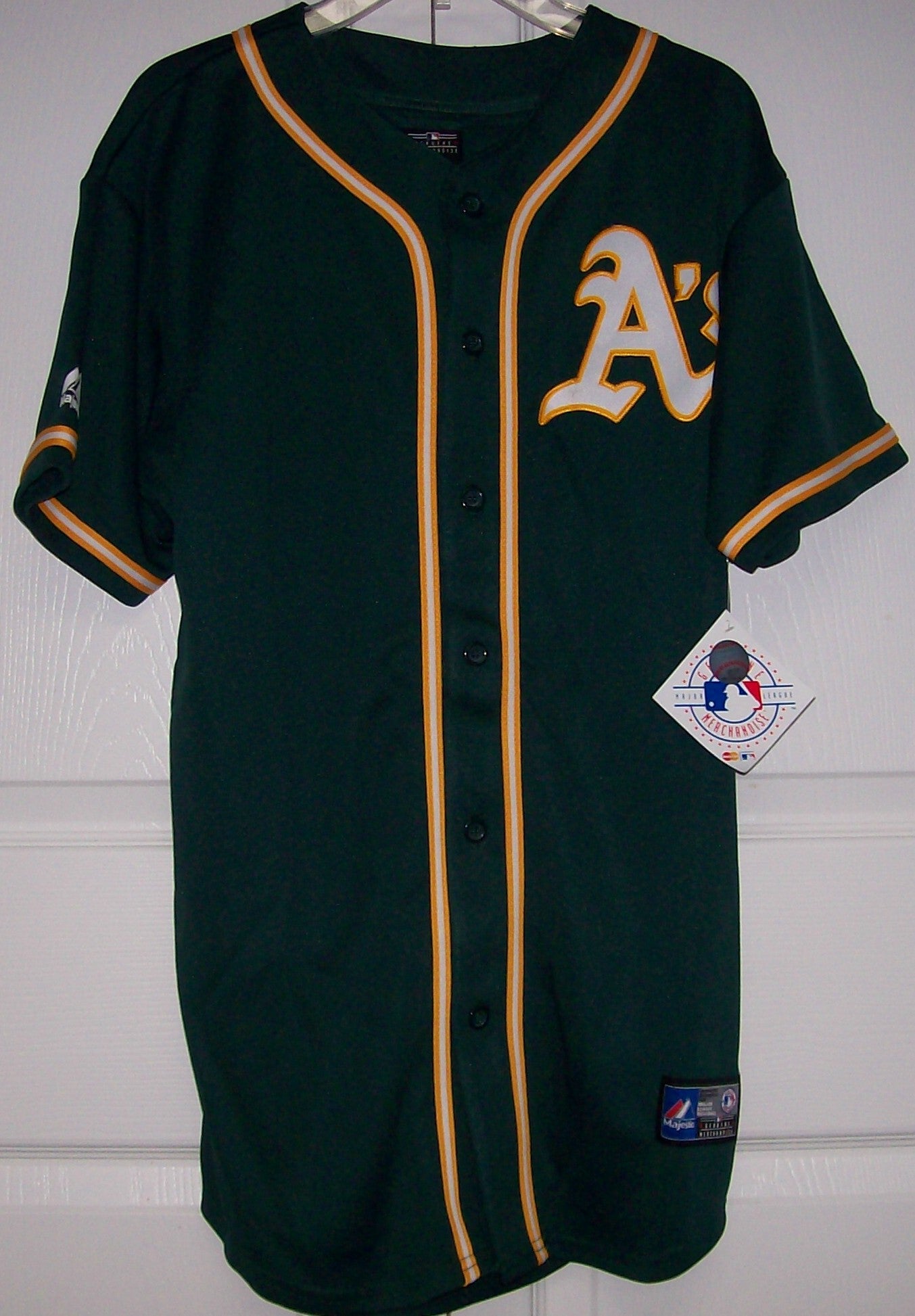 baseball jersey outlet