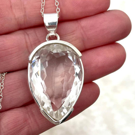 XL Mahtava White Topaz Pendant