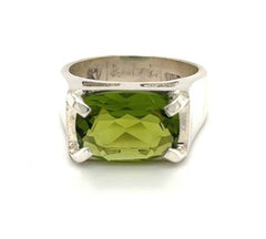 peridot birthstone