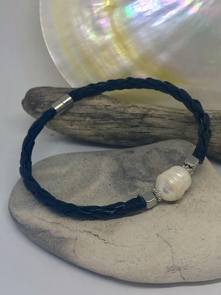 simple pearl bracelet