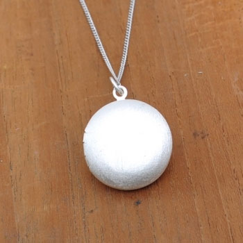 Pigeonhole Round Silver Locket