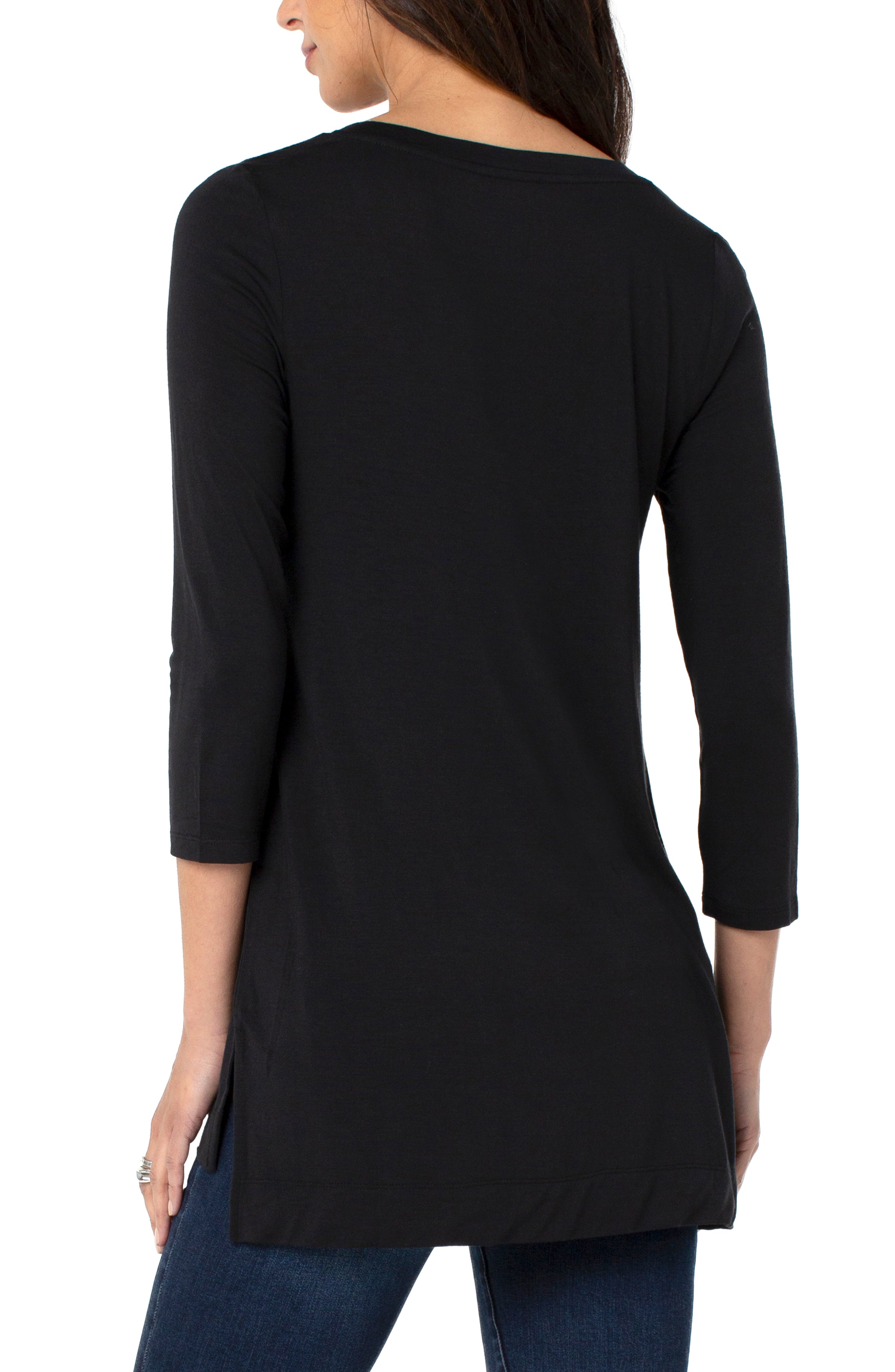 V-NECK 3/4 SLEEVE TOP – LIVERPOOL LOS ANGELES