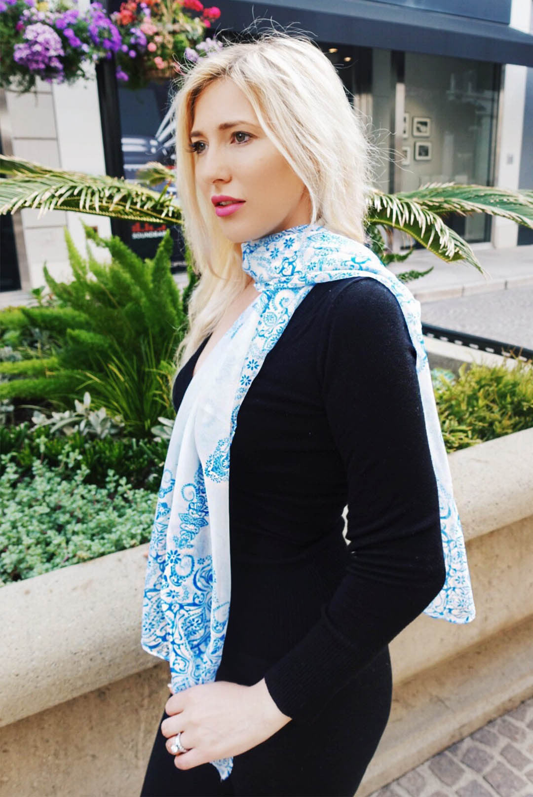 Casual EVERYTHING Scarf in Ocean Blue – Julia Jolie, LLC