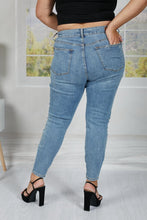 Load image into Gallery viewer, Judy Blue Tamara Tummy Control Full Size Skinny Jeans