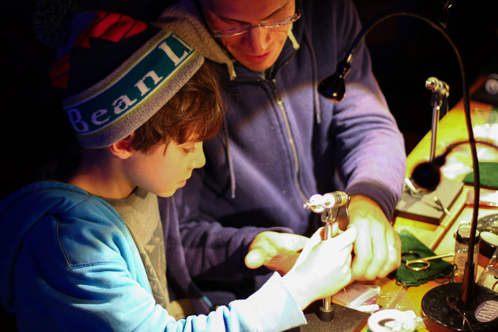 Maine Bar Fly - Fly Tying - Oxbow Blending & Bottling