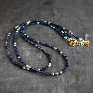 collier-de-perles-saphir