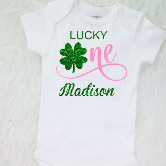 Women's St. Patrick's Day Shirt with Lucky Clover – funmunchkins