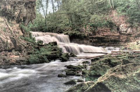 Apple River Falls