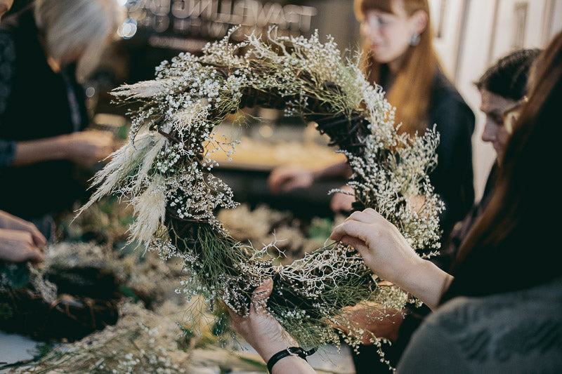 Travelling Basket Journal - Dried Flower Seasonal Wreath Making Workshop Edinburgh - photo 15
