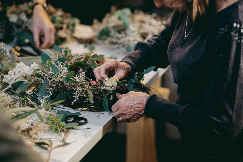Travelling Basket Journal - Dried Flower Seasonal Wreath Making Workshop Edinburgh - photo 17