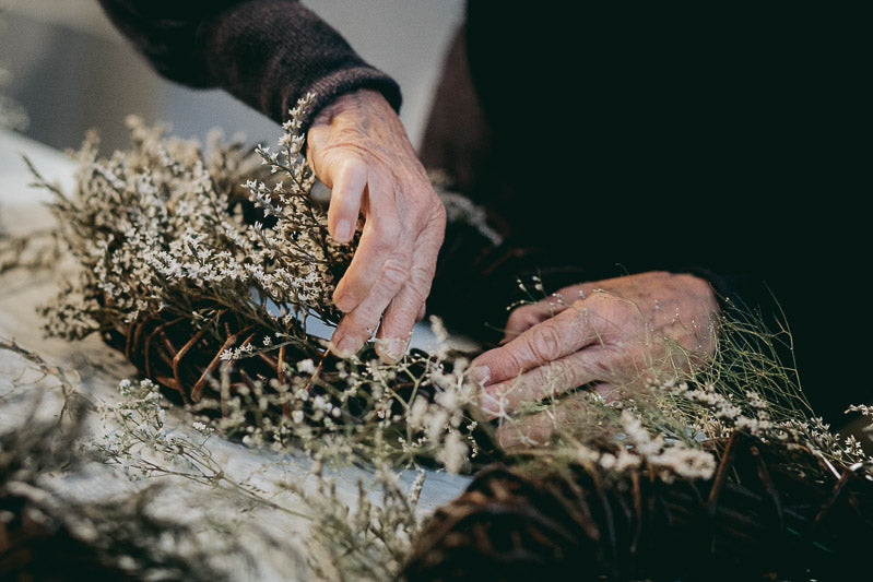 Travelling Basket Journal - Dried Flower Seasonal Wreath Making Workshop Edinburgh - photo 8