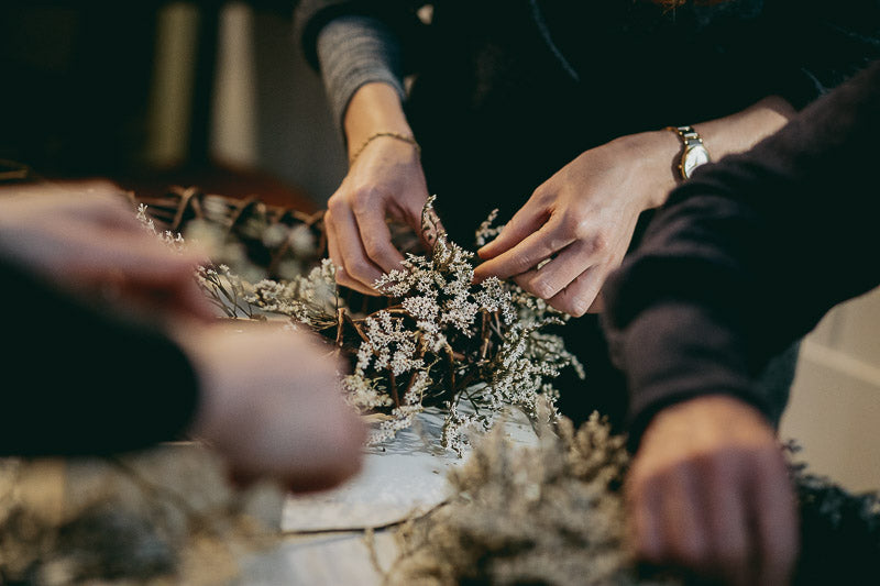 Travelling Basket Journal - Dried Flower Seasonal Wreath Making Workshop Edinburgh - photo 9