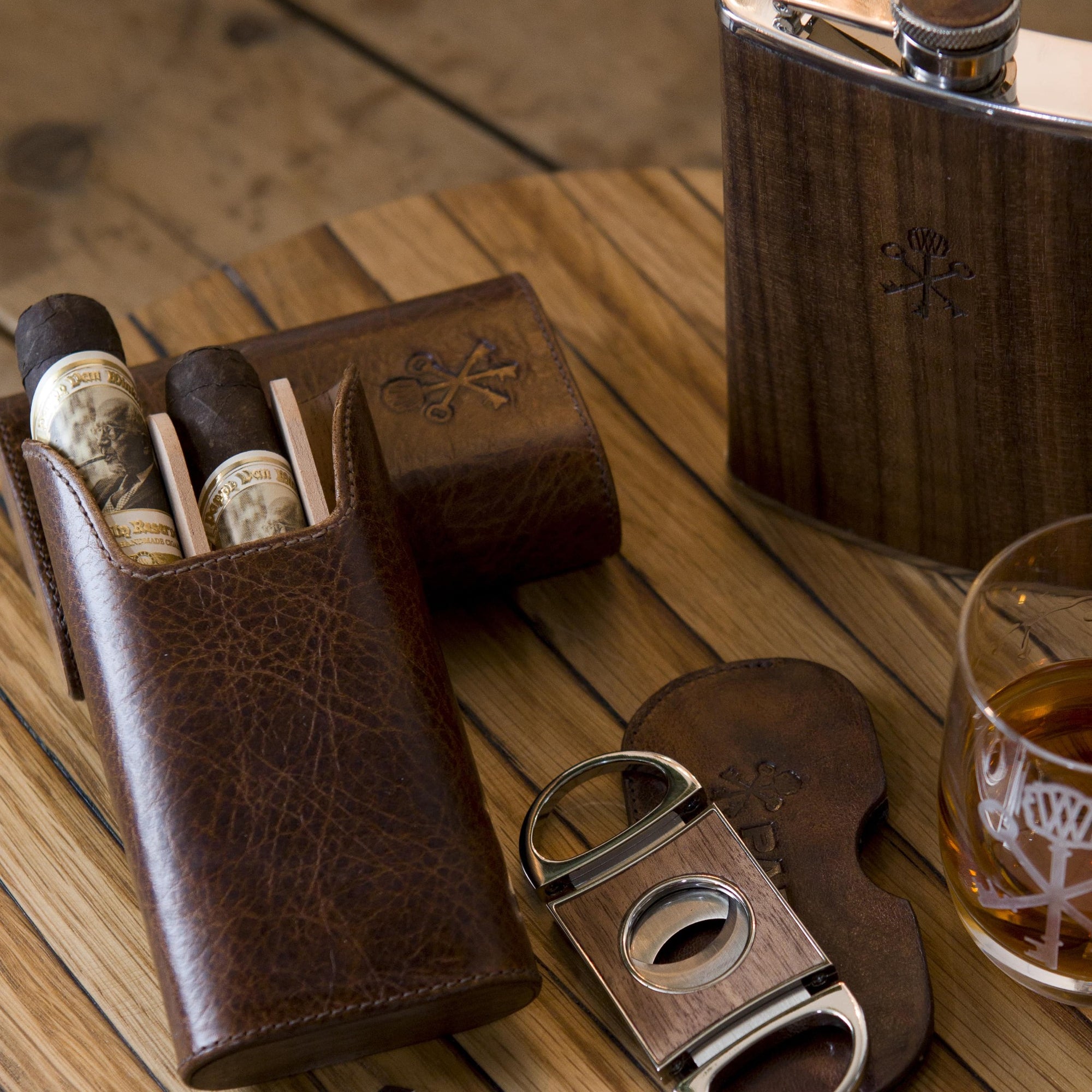 1876 Robusto Leather Cigar Pouch