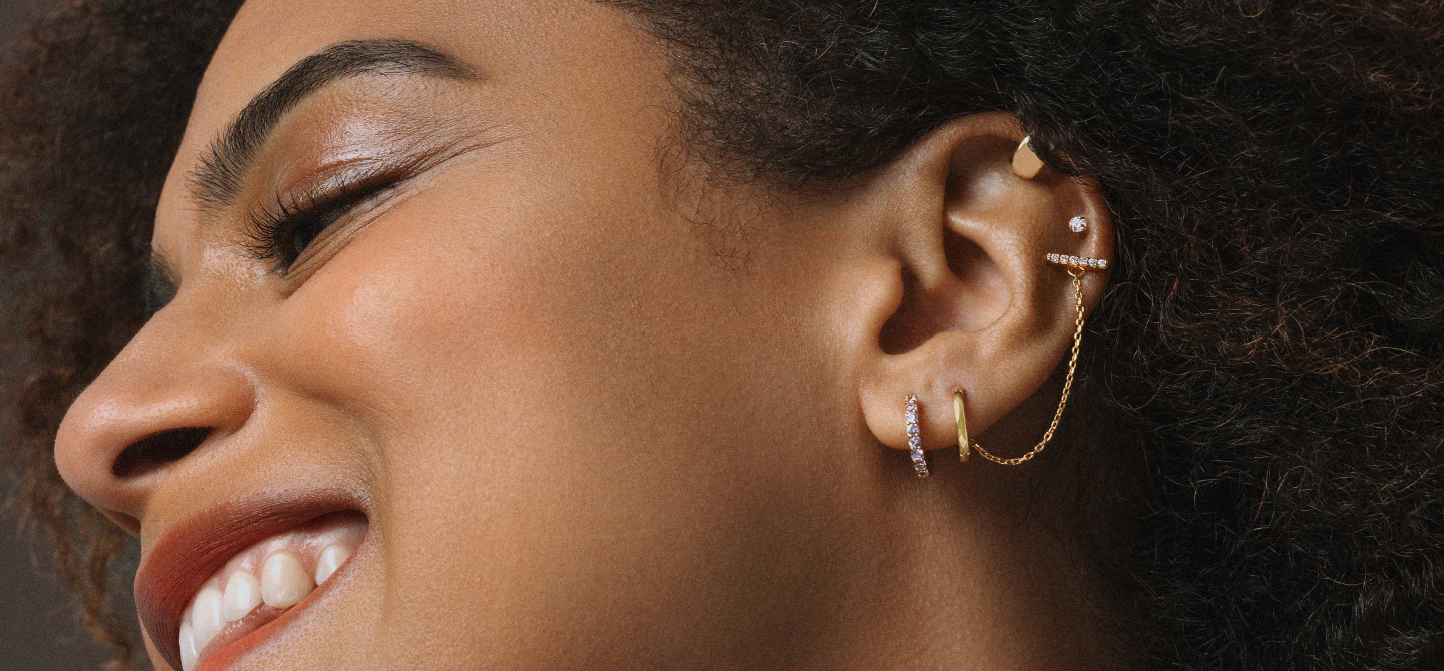 What are the Best Earrings for Sensitive Ears? | Rowan