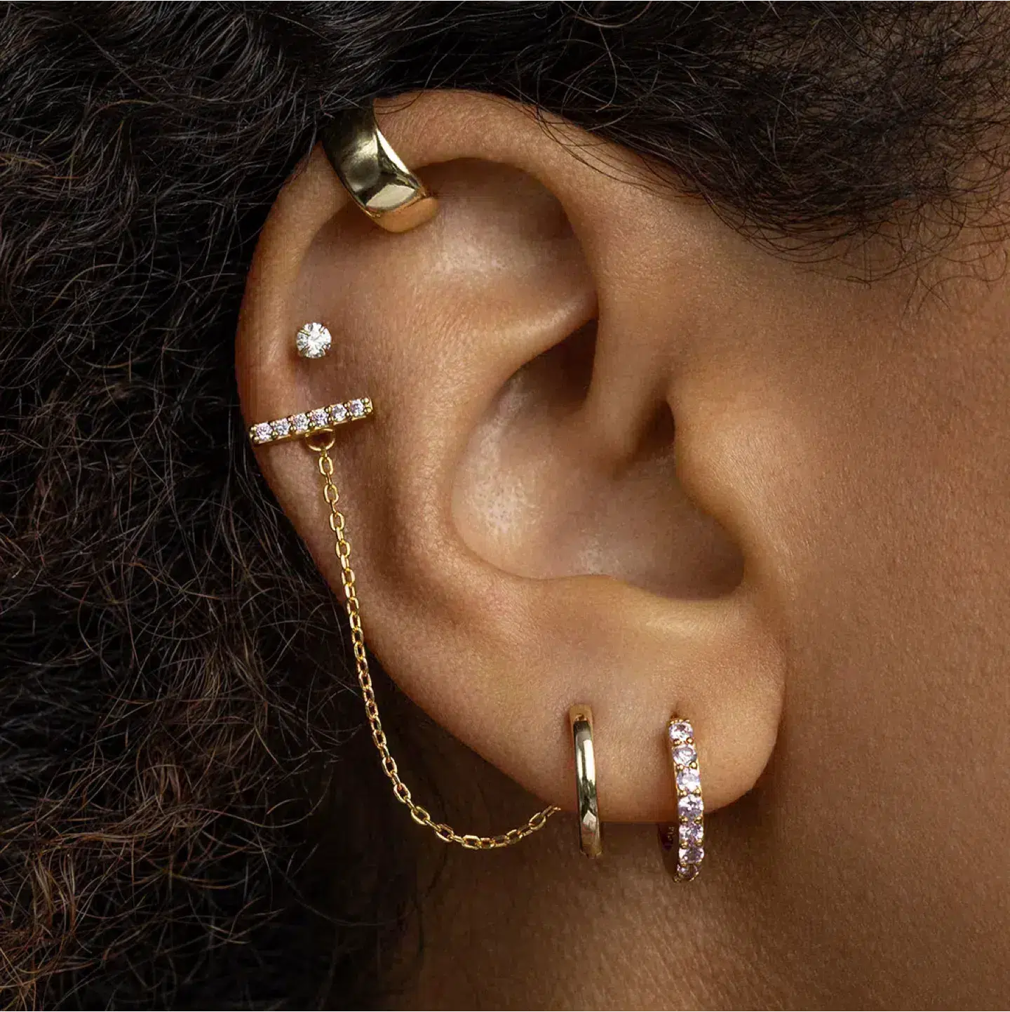 girl-smiling-with-nickel-free-earrings