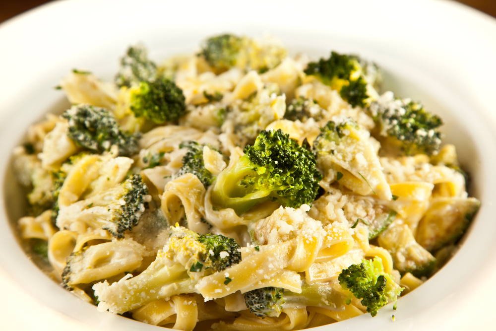 HOW TO PREPARE BROCCOLI CHEESE PASTA WITH BREADCRUMBS? - Aussie Meat