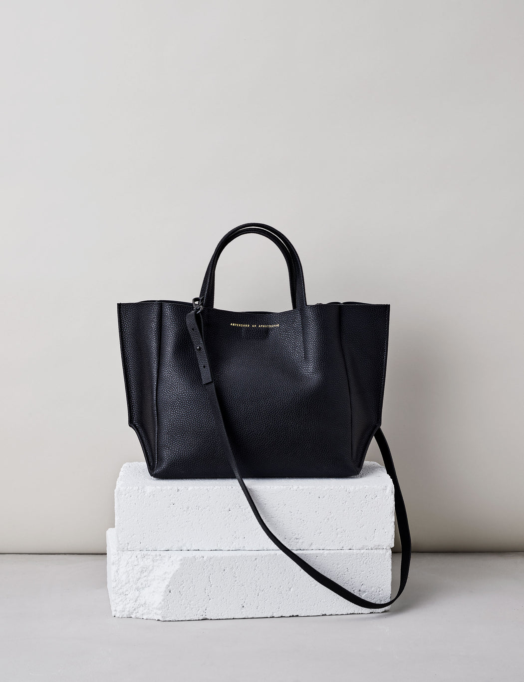 Half Tote / Black Lux — Ampersand As Apostrophe