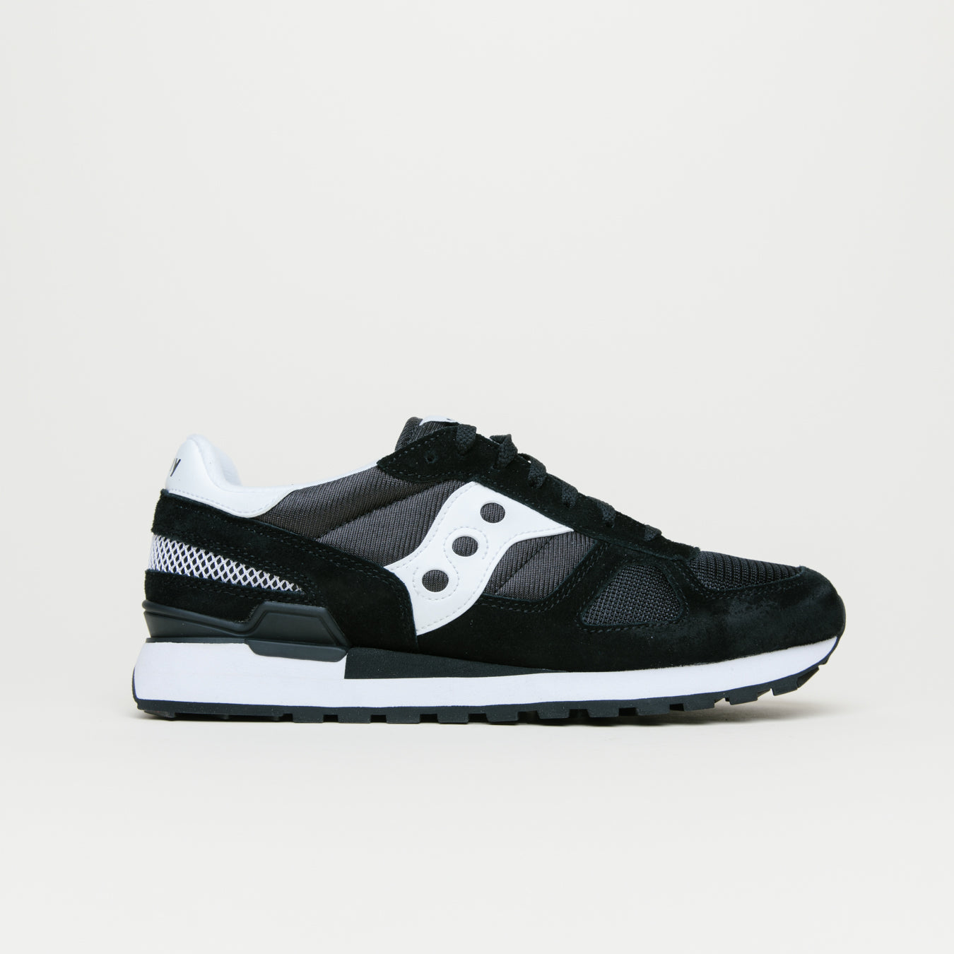 black saucony shadow