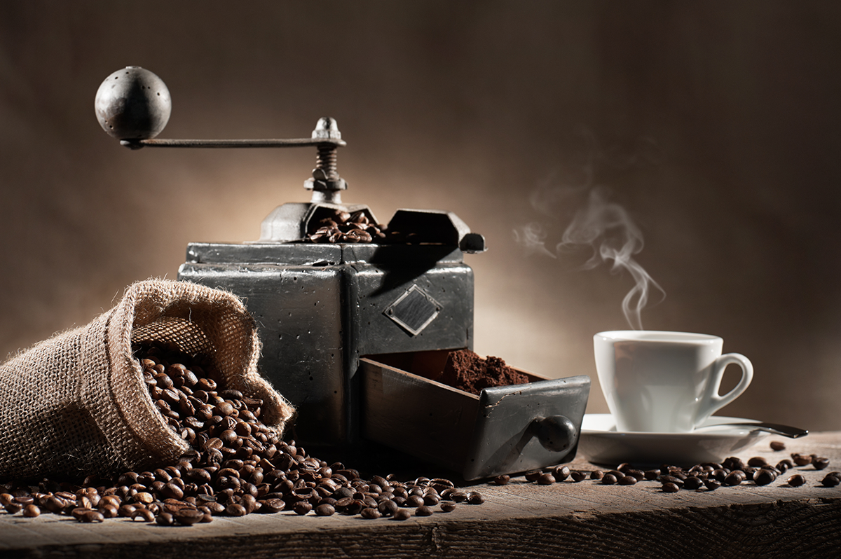 A guide to coffee grinders - part 1: blades or conical burrs