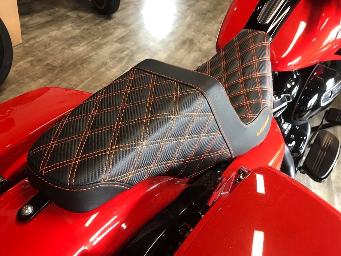 Saddlemen Orange Lattice Stitch Carbon Fiber Gripper Step Up Seat Harley  Touring