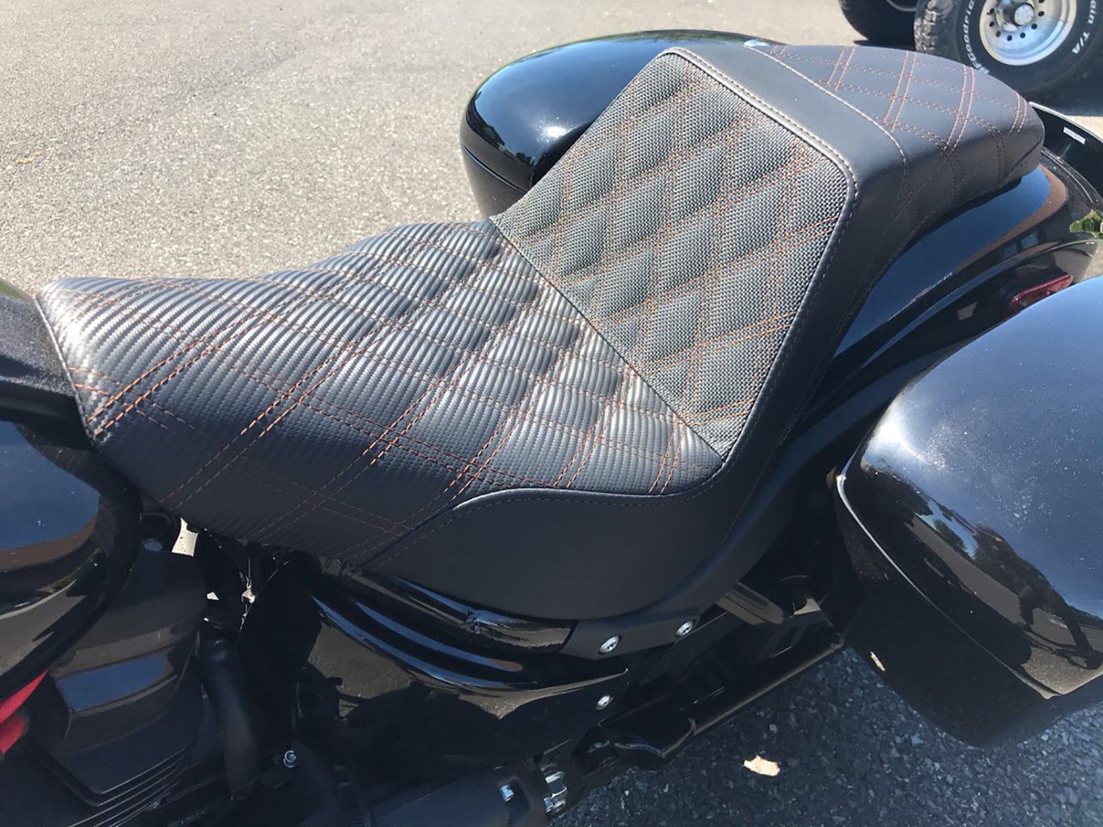 Saddlemen Step Up Brown Lattice Stitch Carbon Gripper Seat Harley Softail  FXLRS