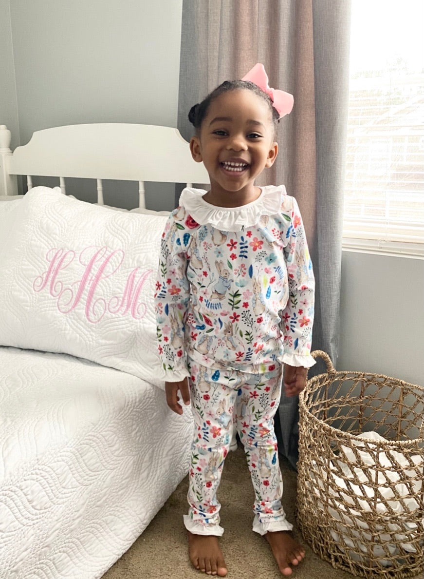 Girls Seashell Knit 2 Piece PJs – The Trendy Toddler Smocked