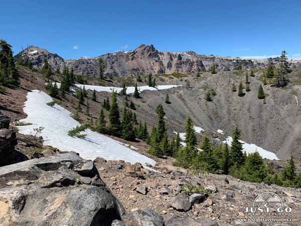 wizard island summit trail in crater lake national park