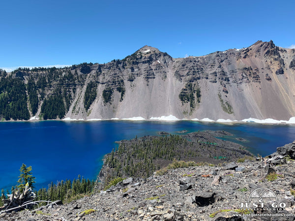 wizard island summit trail in crater lake national park