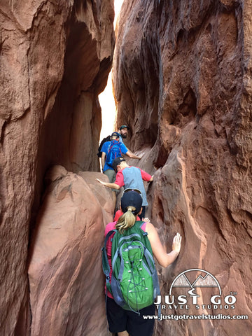 Hiking the Fiery Furnace in Arches National Park