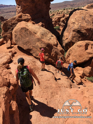Fiery Furnace Hike in Arches National Park