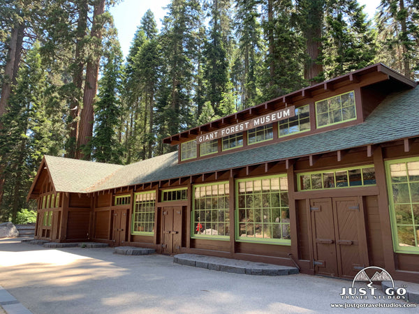 Lodgepole Visitor Center and Giant Forest Museum